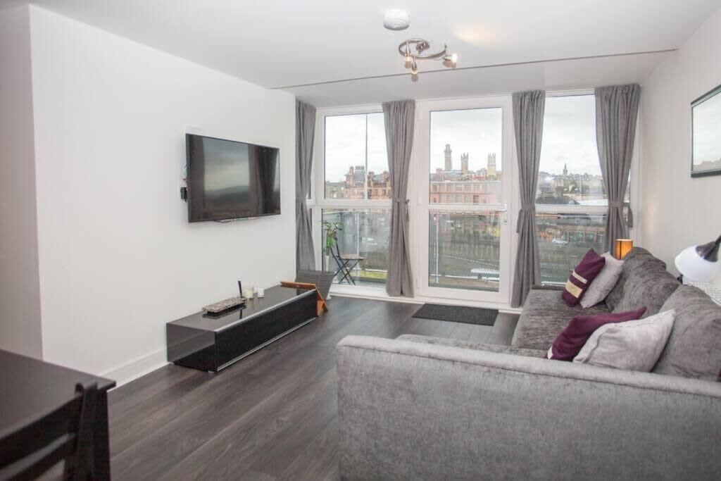 Beautiful Flat With Panoramic Views Over The City Glasgow Esterno foto